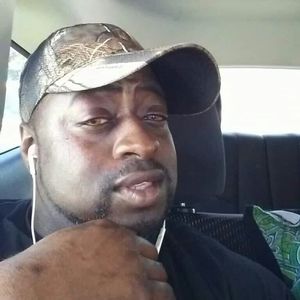 Meet your Posher, Emanuel